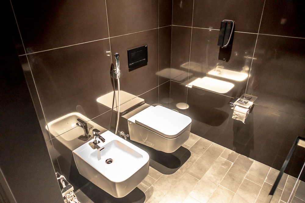 W Dubai The Palm Toilettes