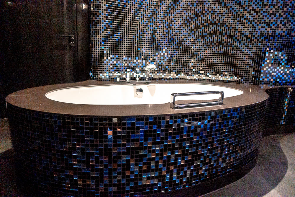 W Dubai The Palm Baignoire