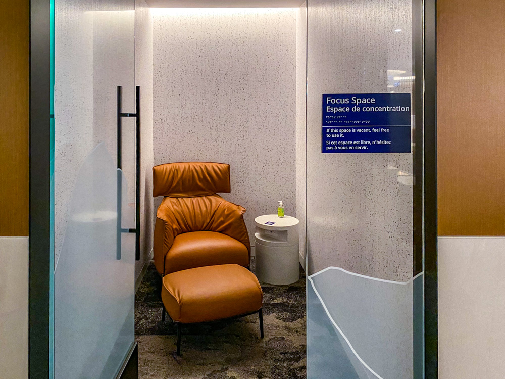 Westjet Elevation Lounge 21