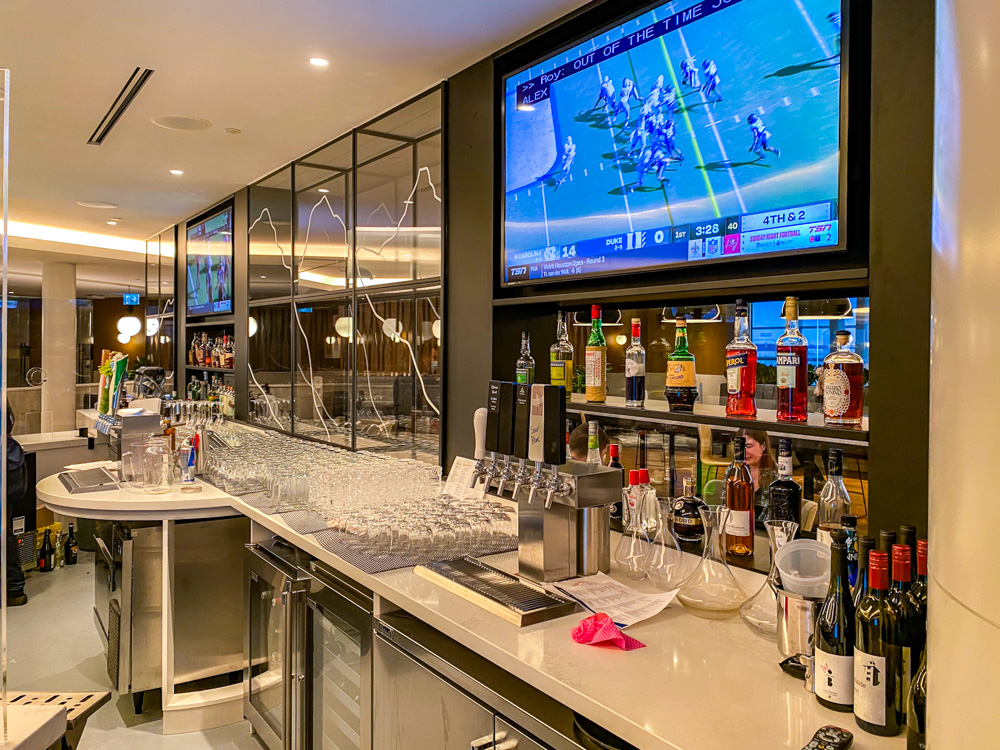 Westjet Elevation Lounge 29