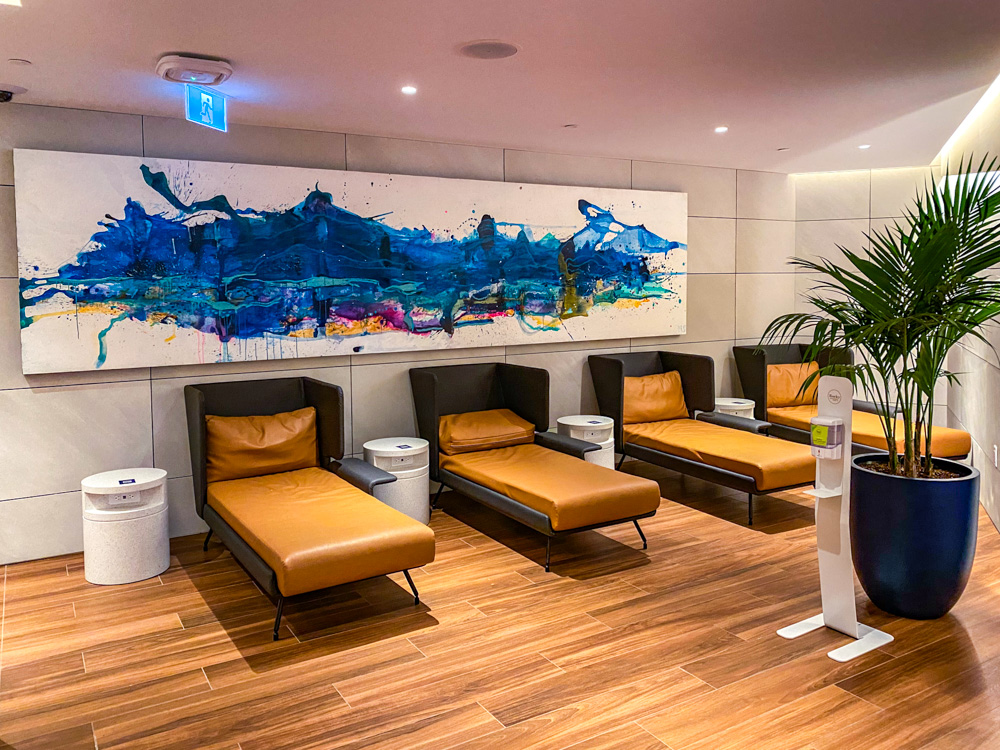 Westjet Elevation Lounge 32