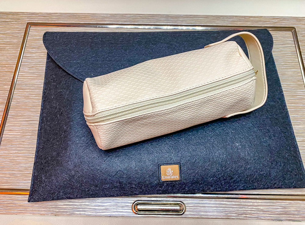 Emirates Nouvelle Premiere Classe 2eme Vol Cadeaux 5