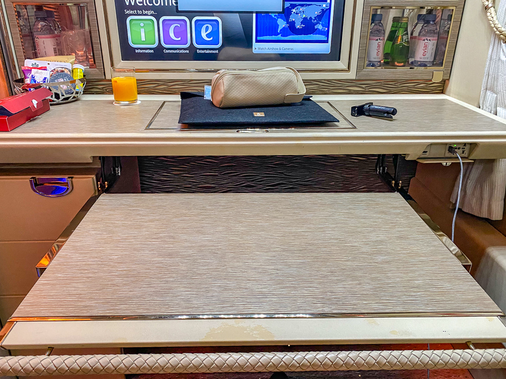 Emirates Nouvelle Premiere Classe 2eme Vol Details Suite 7