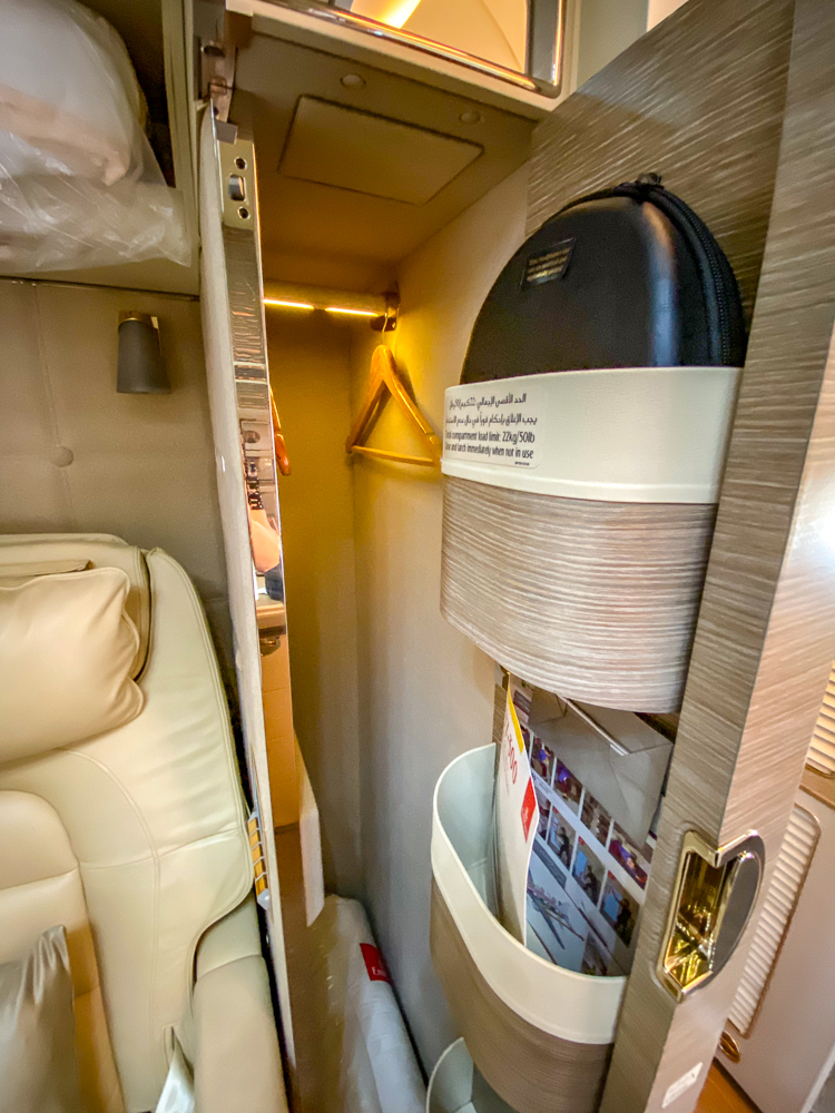 Emirates Nouvelle Premiere Classe Accessoires 022