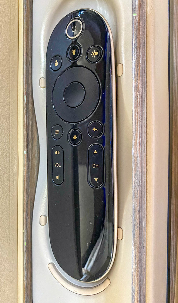 Emirates Nouvelle Premiere Classe Accessoires 053