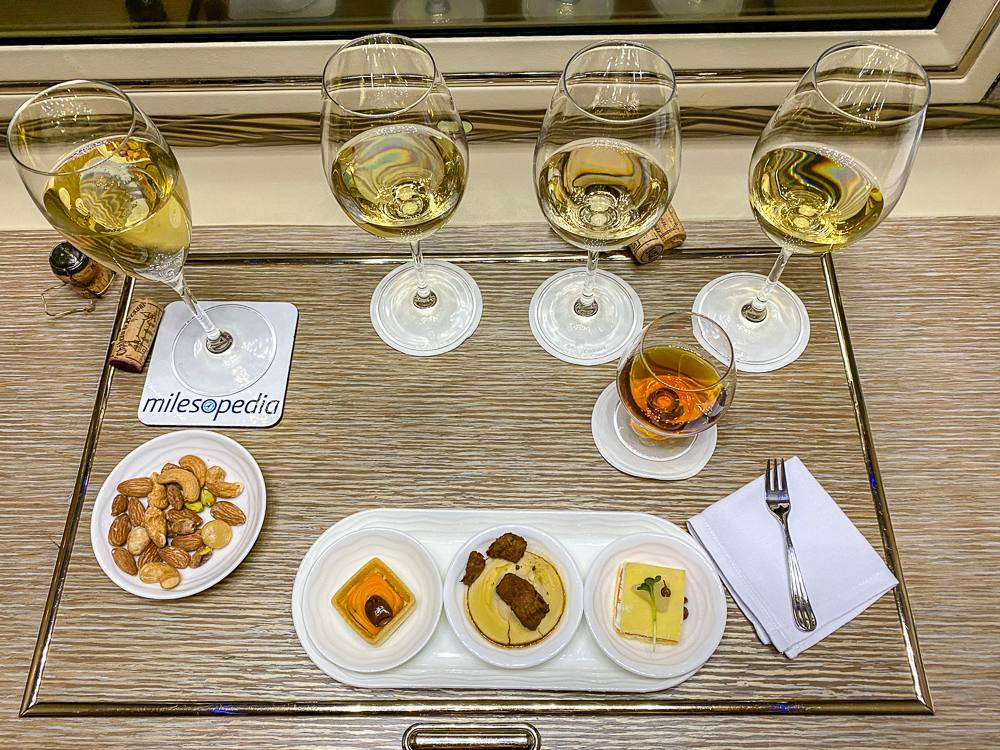 Emirates Nouvelle Premiere Classe Diner 105