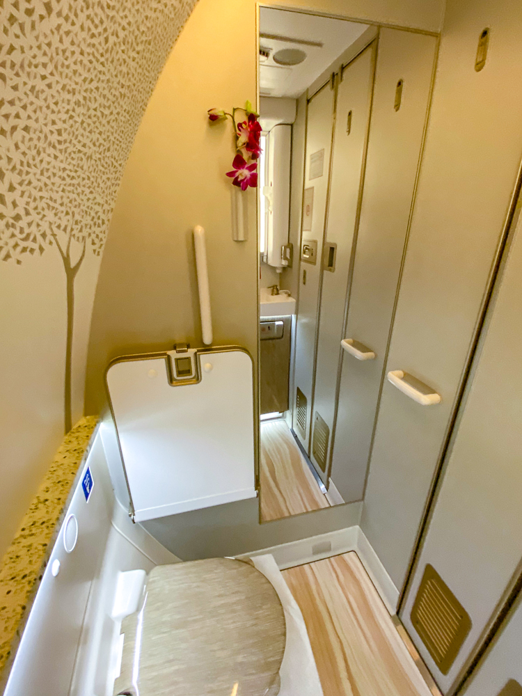 Emirates Nouvelle Premiere Classe Salle De Bain 076