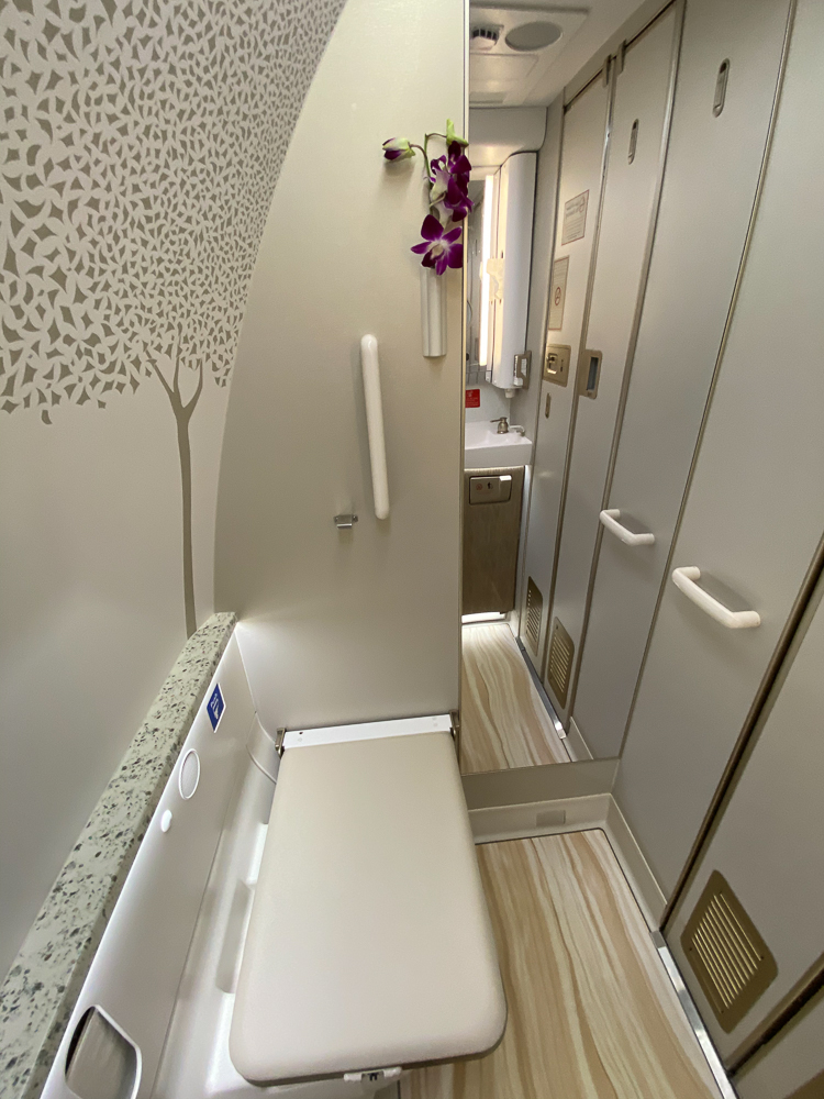 Emirates Nouvelle Premiere Classe Salle De Bain 077