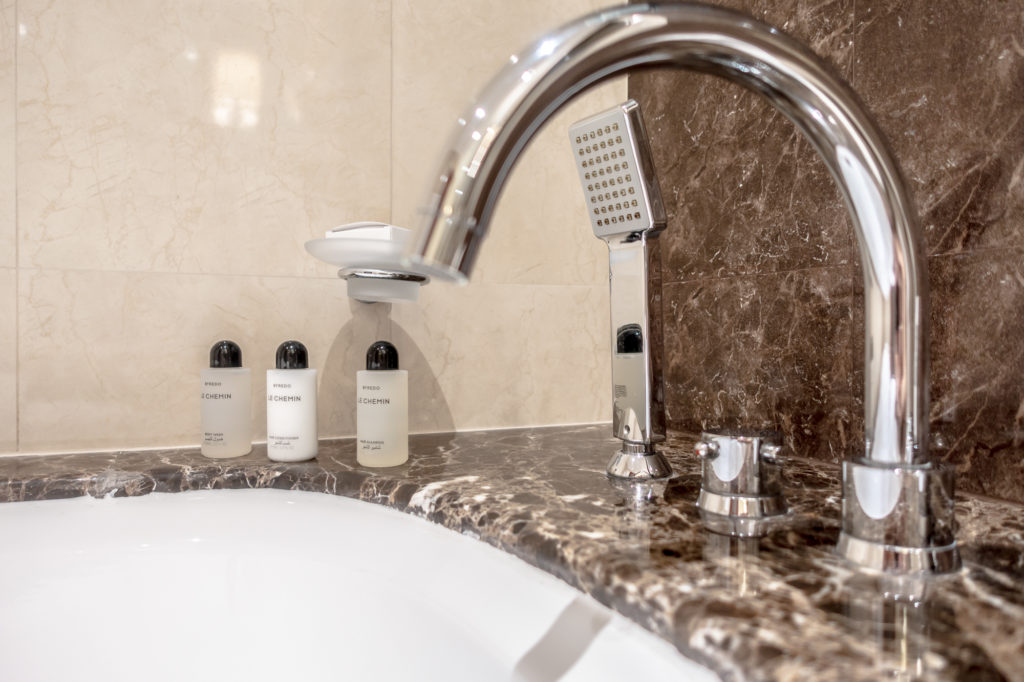 grosvenor house, a luxury collection hotel, dubai-suite28