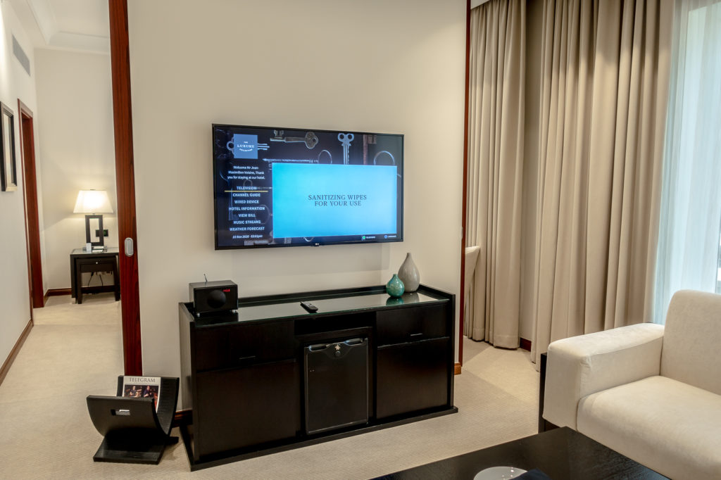 grosvenor house, a luxury collection hotel, dubai-suite4