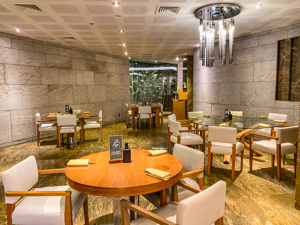 jw marriott marquis dubai – salle de déjeuner099