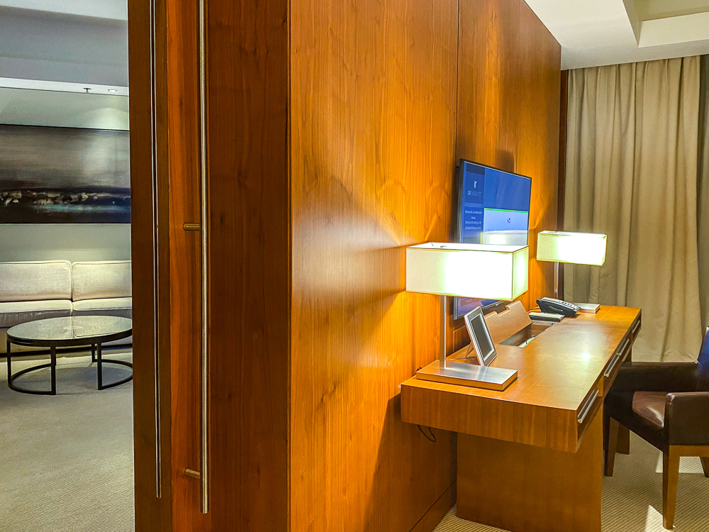 jw marriott marquis dubai – suite 018