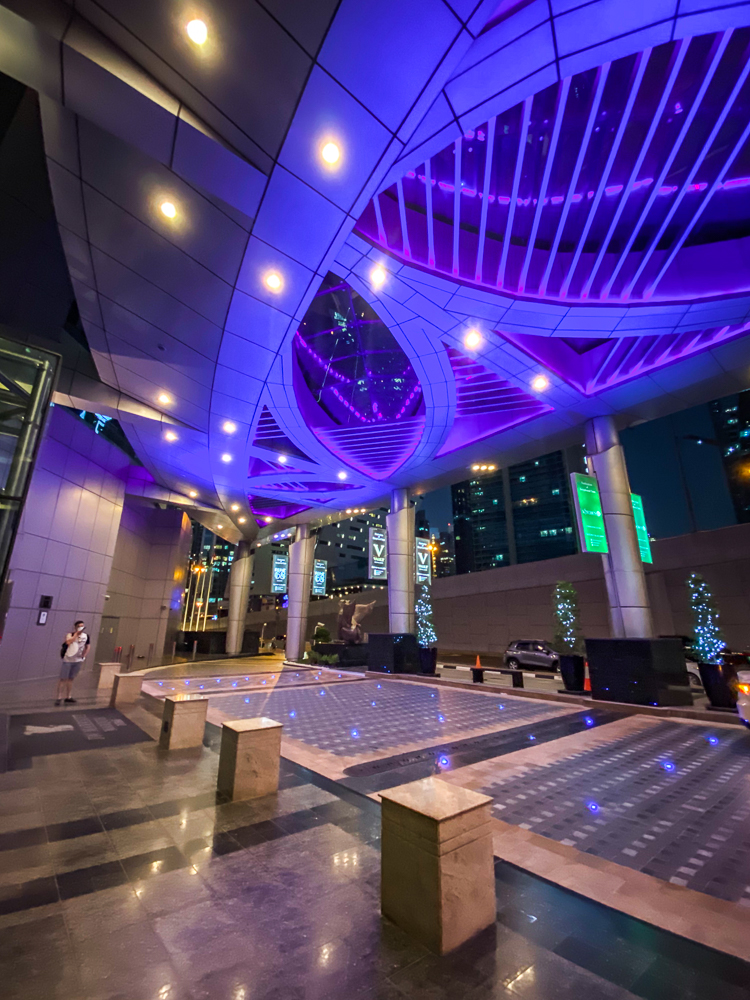 jw marriott marquis dubai – valet parking