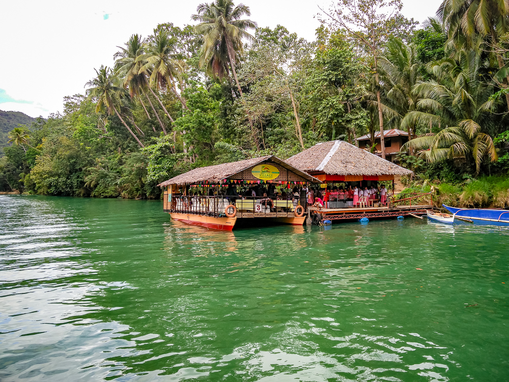 07 Bateau Restaurant Sur La Riviere Loboc Bohol