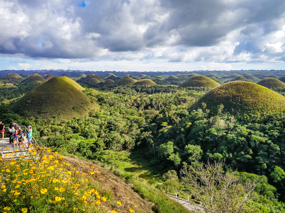 09 Chocolate Hills Bohol