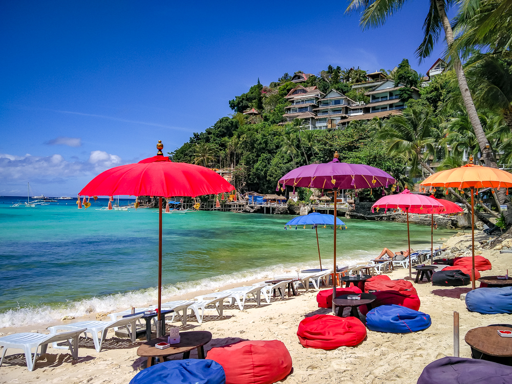15 Diniwid Beach Boracay