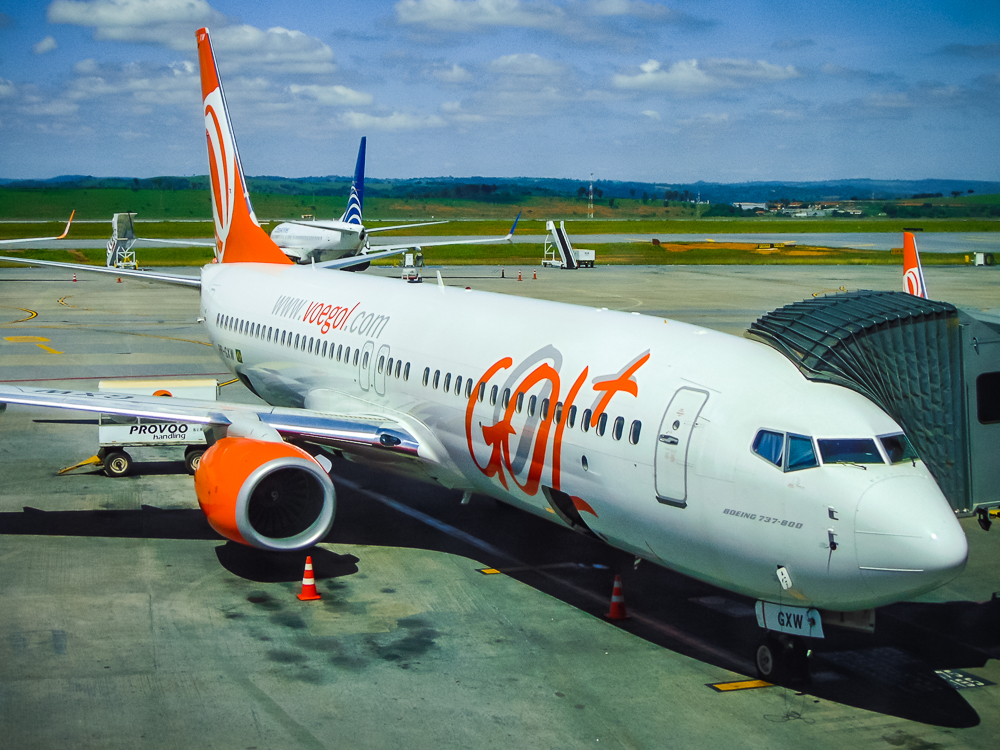 Avion Avec L Ancien Logo De Gol