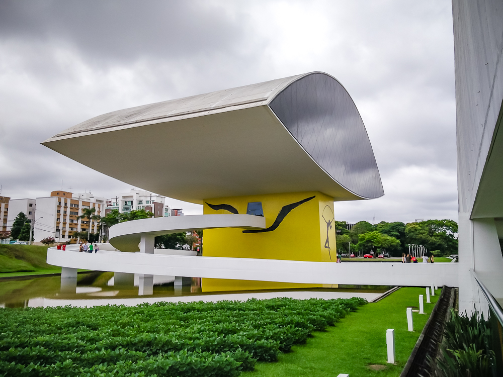 Curitiba Musee Oscar Nieymeyer Musee De L Oeil