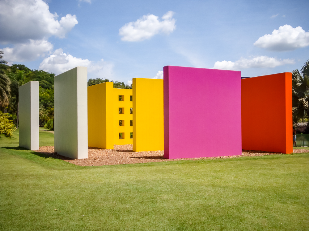 Institut Inhotim Sculpture