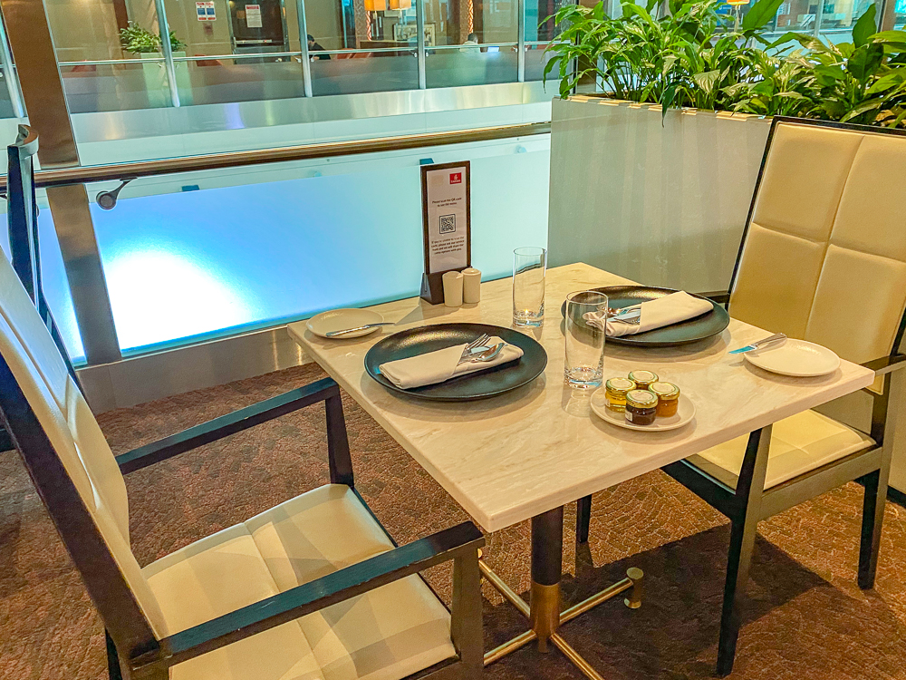 salon emirates première classe-13