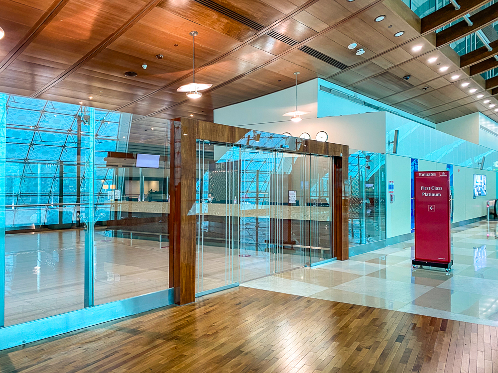 salon emirates première classe-23