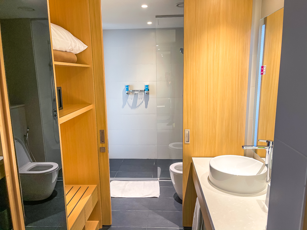 aloft dubai creek—