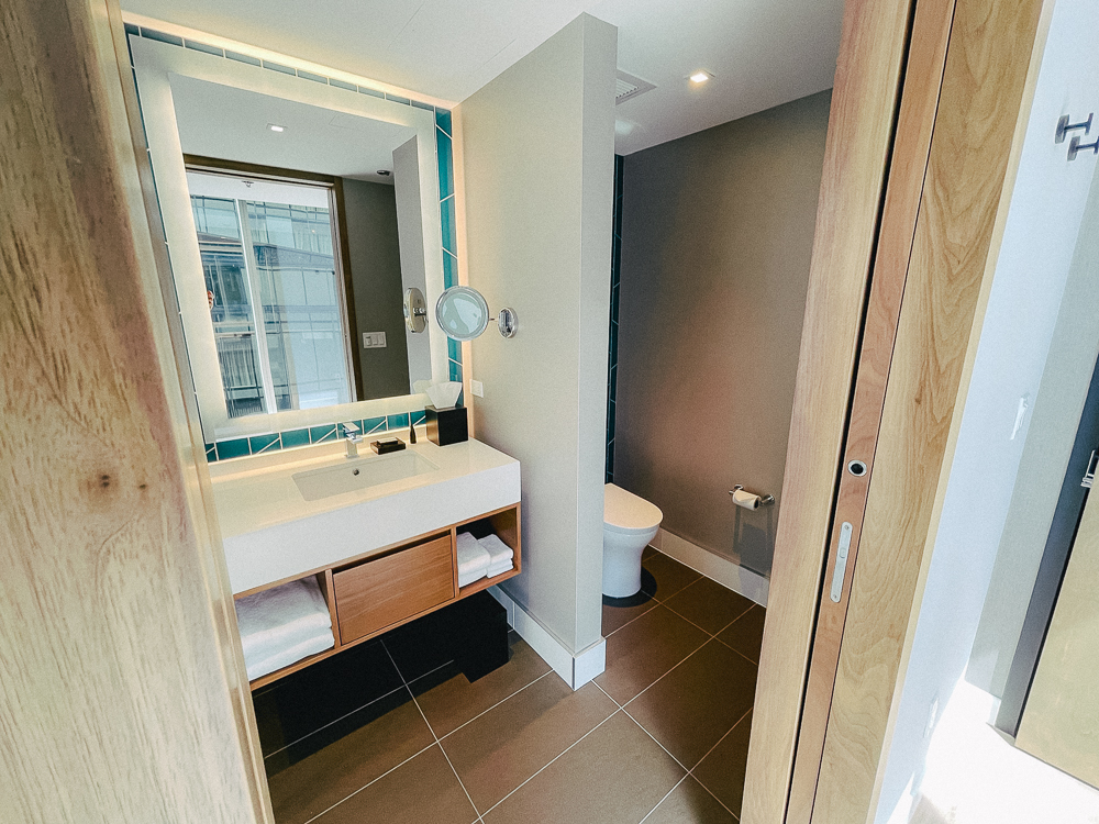 humaniti hotel montreal—