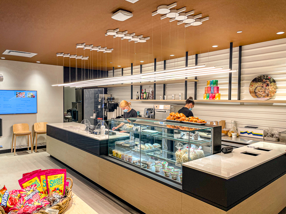 comptoir du Café nordik du Delta Hotels Mont Saint Anne Marriott