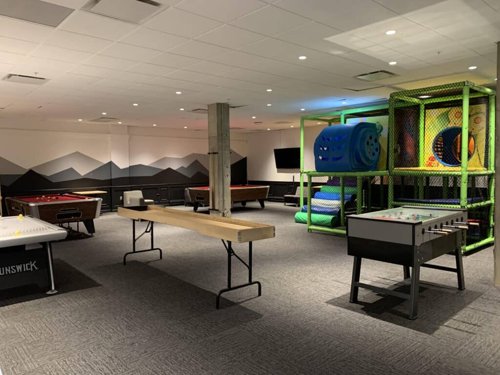 Delta mont sainte anne jeux