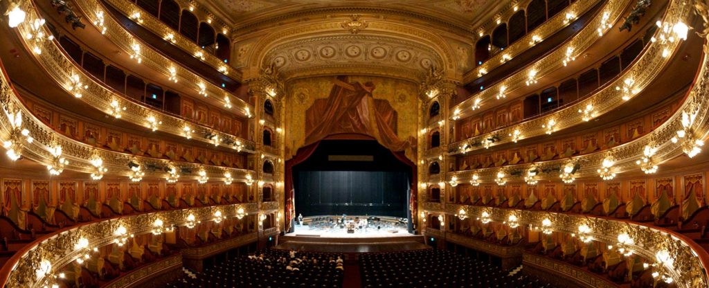 Interieur du Theatre Colon Credit office du tourisme Buenos Aires