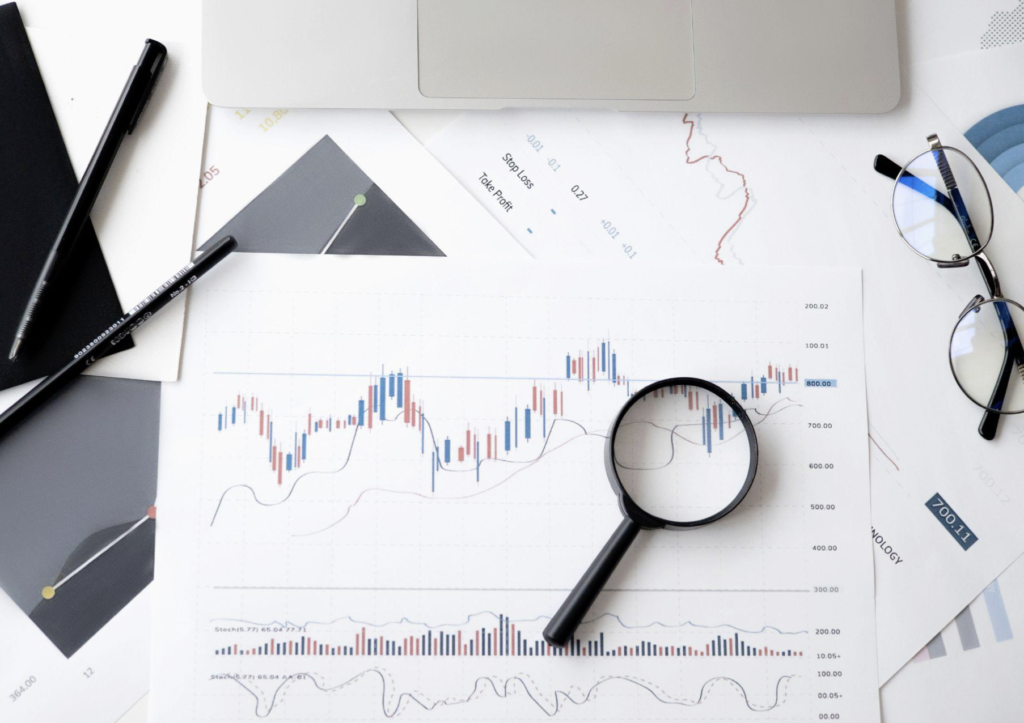 chiffres loupe lunettes