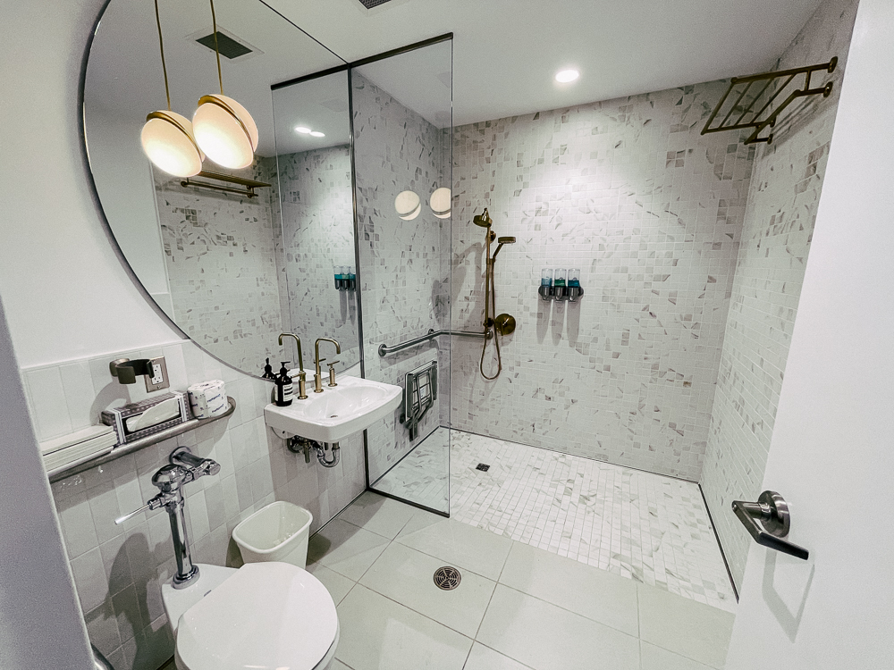 Salon Air France Montreal