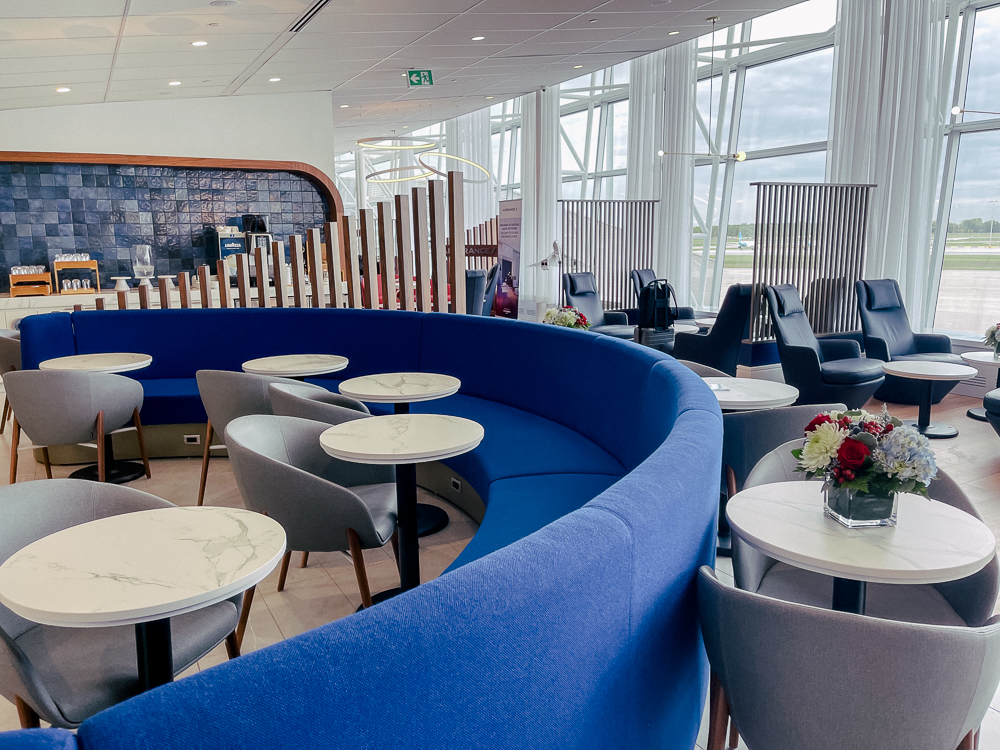 Salon Air France Montreal