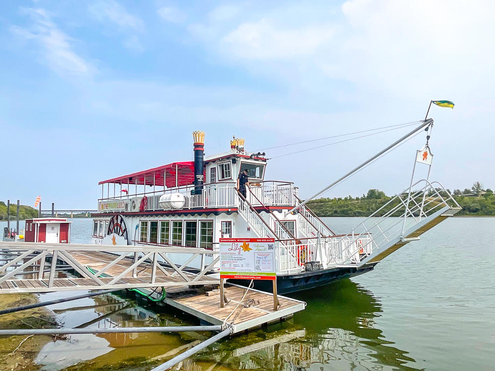 Bateau d_excursion The Prairie Lily