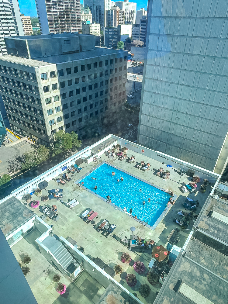 Delta Winnipeg – Piscine extérieure