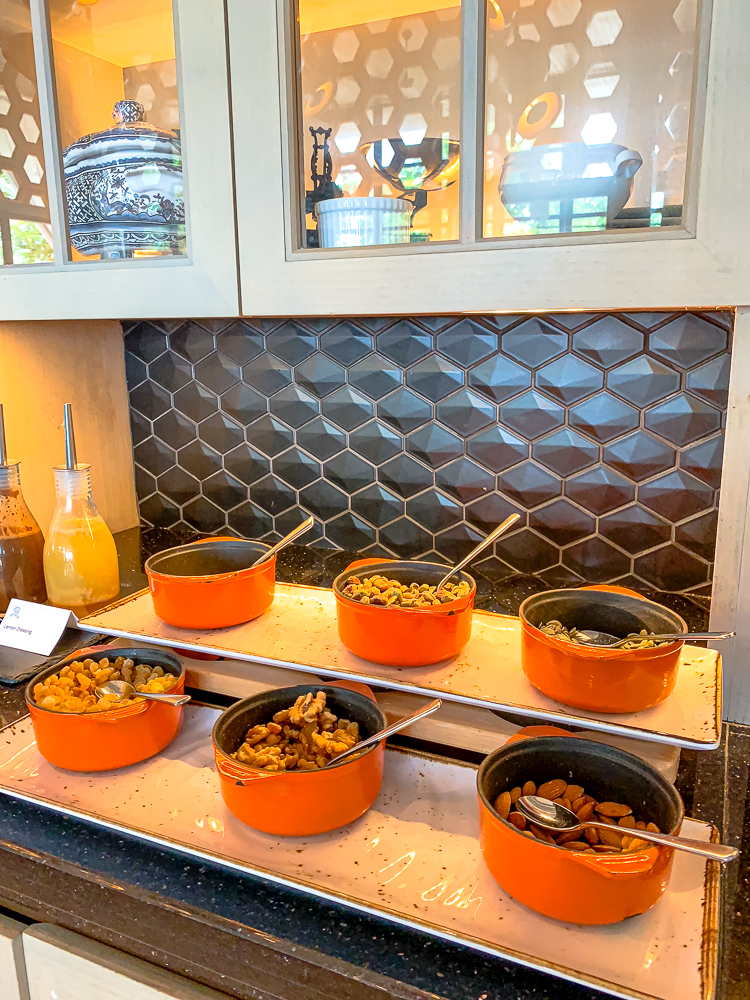 The St. Regis Maldives Vommuli Resort