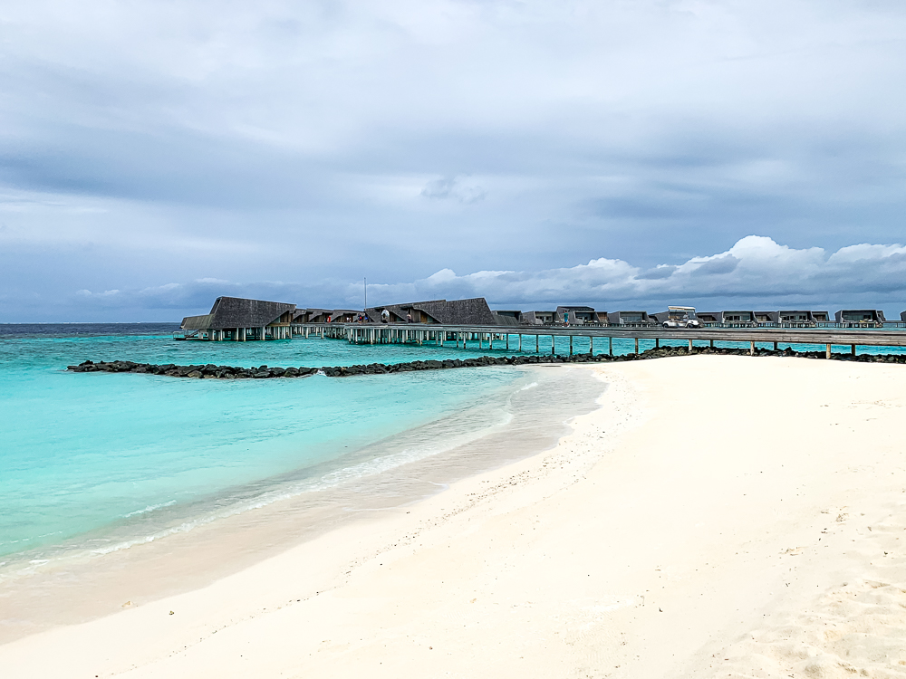 The St. Regis Maldives Vommuli Resort