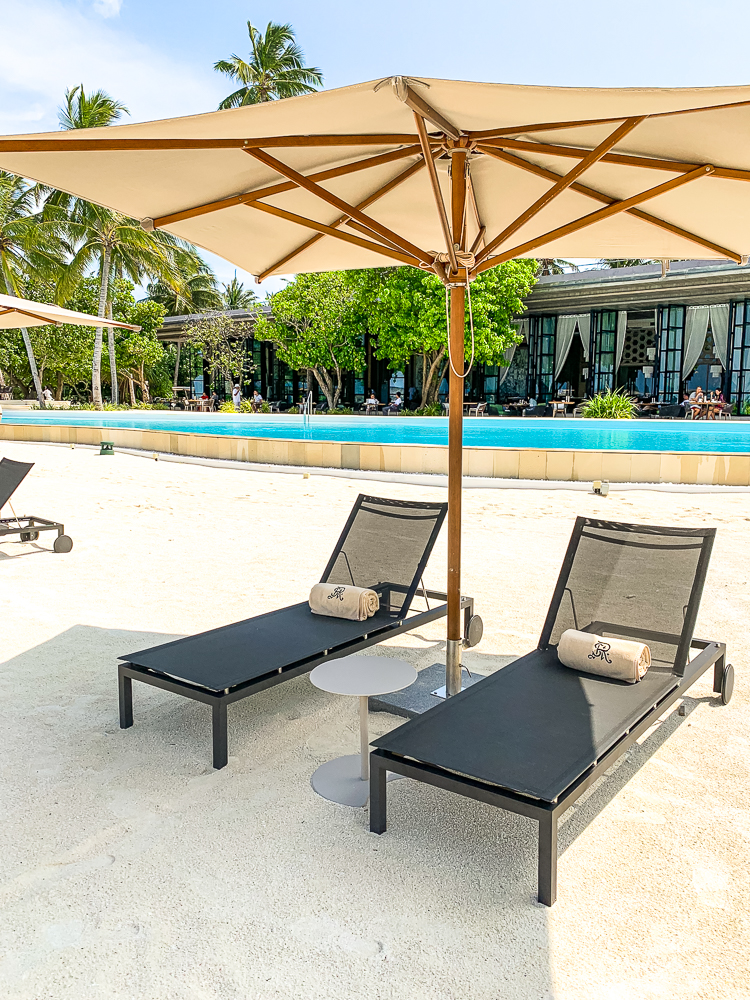 The St. Regis Maldives Vommuli Resort