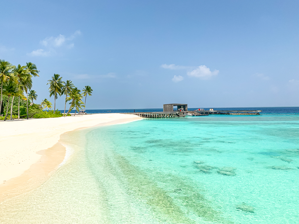 The St. Regis Maldives Vommuli Resort