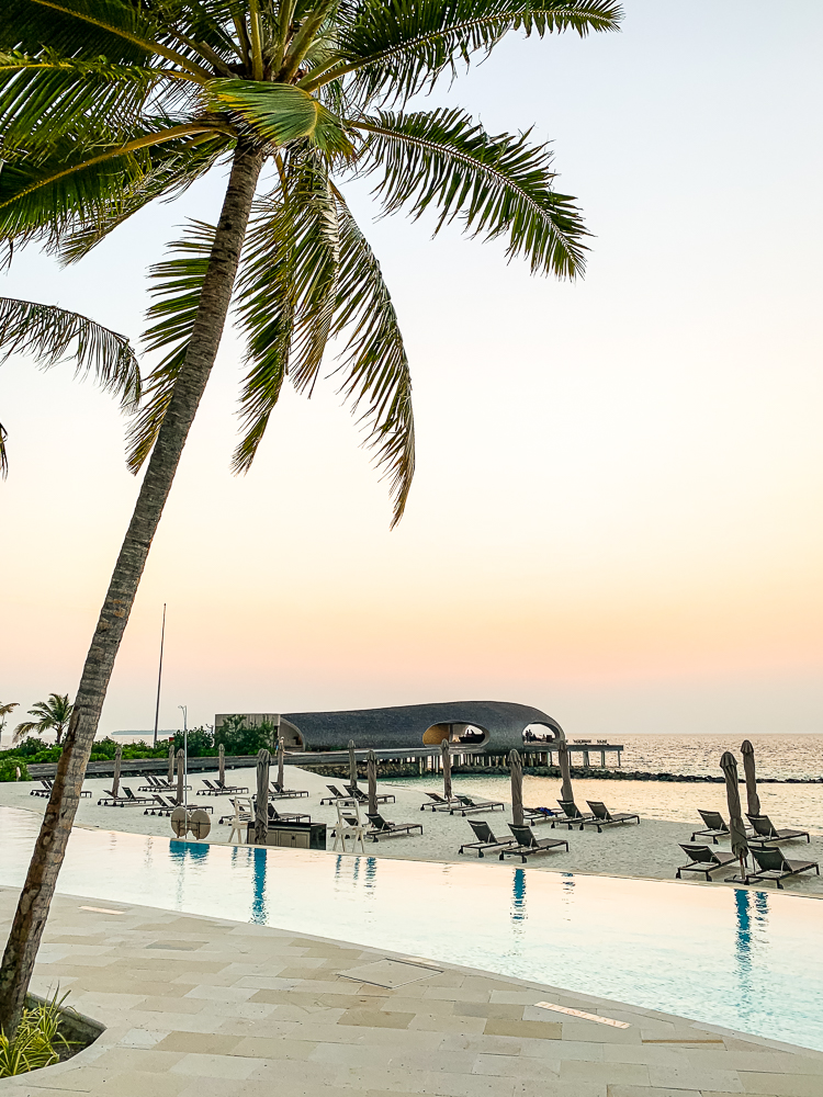The St. Regis Maldives Vommuli Resort