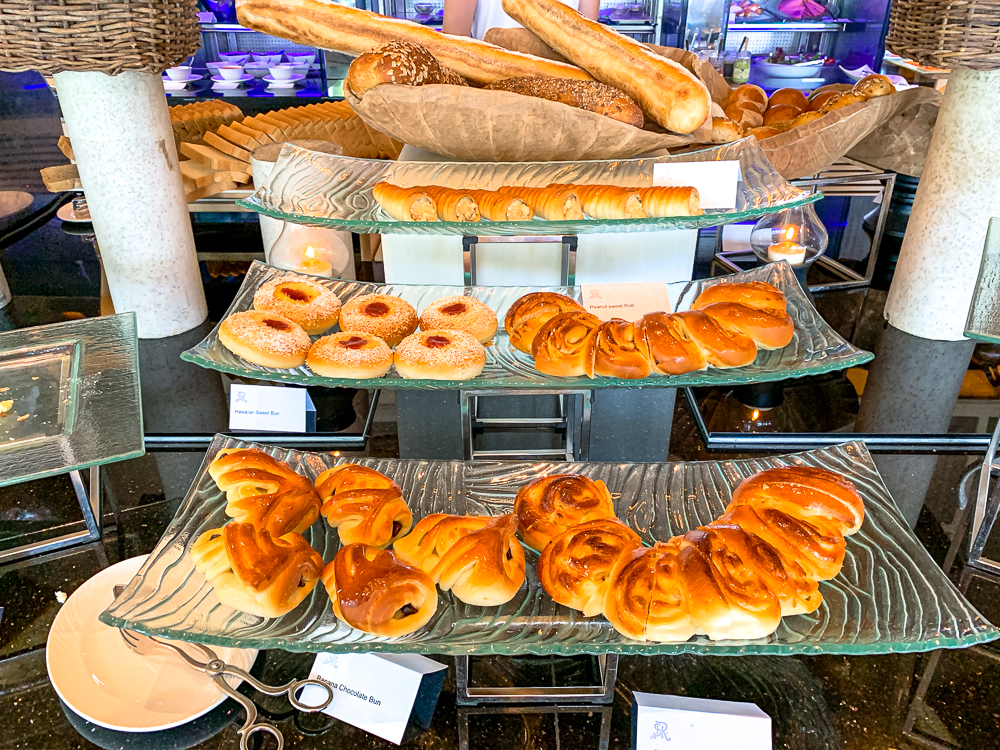 The St. Regis Maldives Vommuli Resort