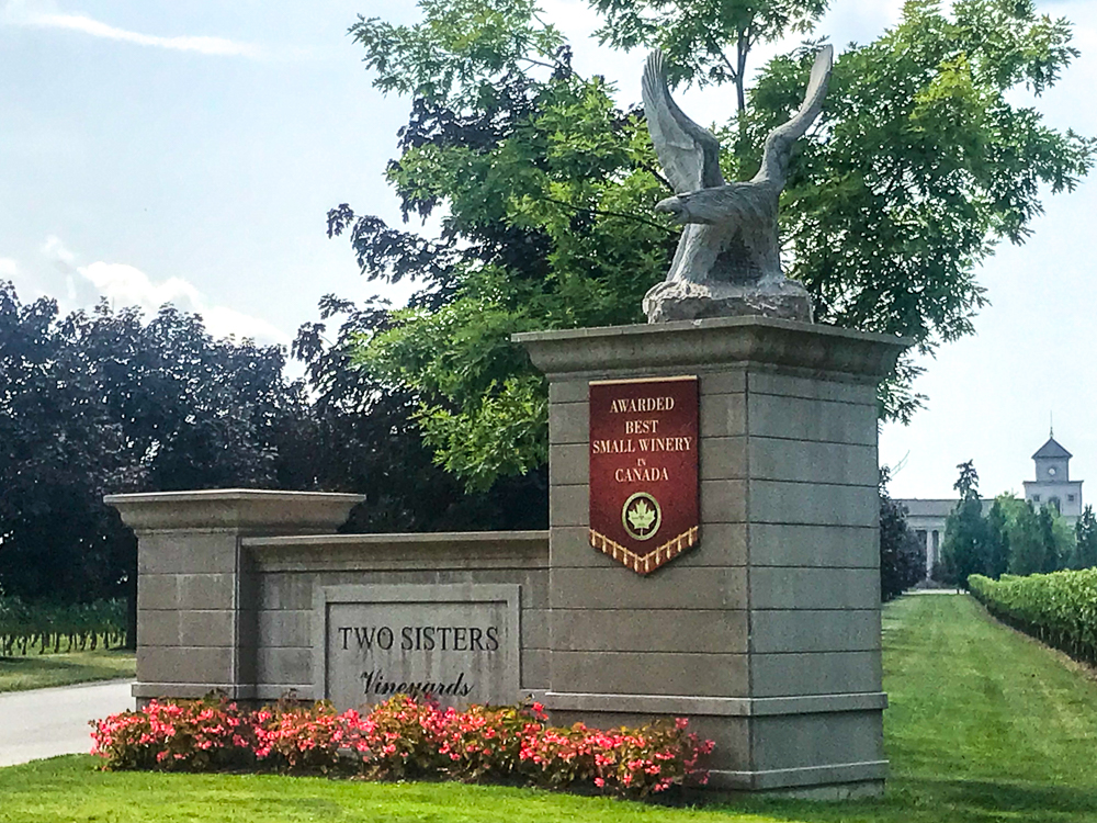 Vignobles Niagara - Two sisters