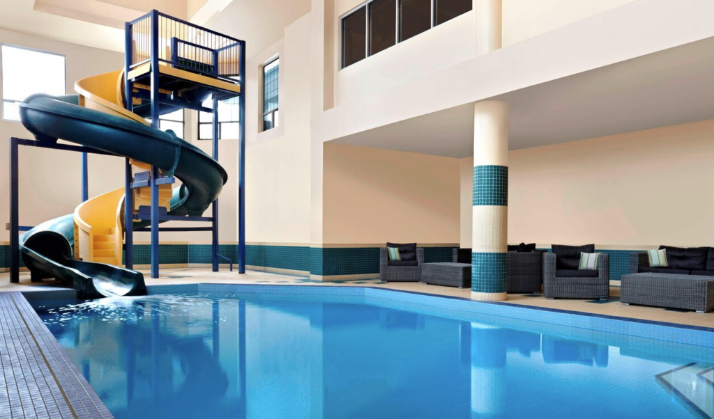 Four Points by Sheraton Calgary West