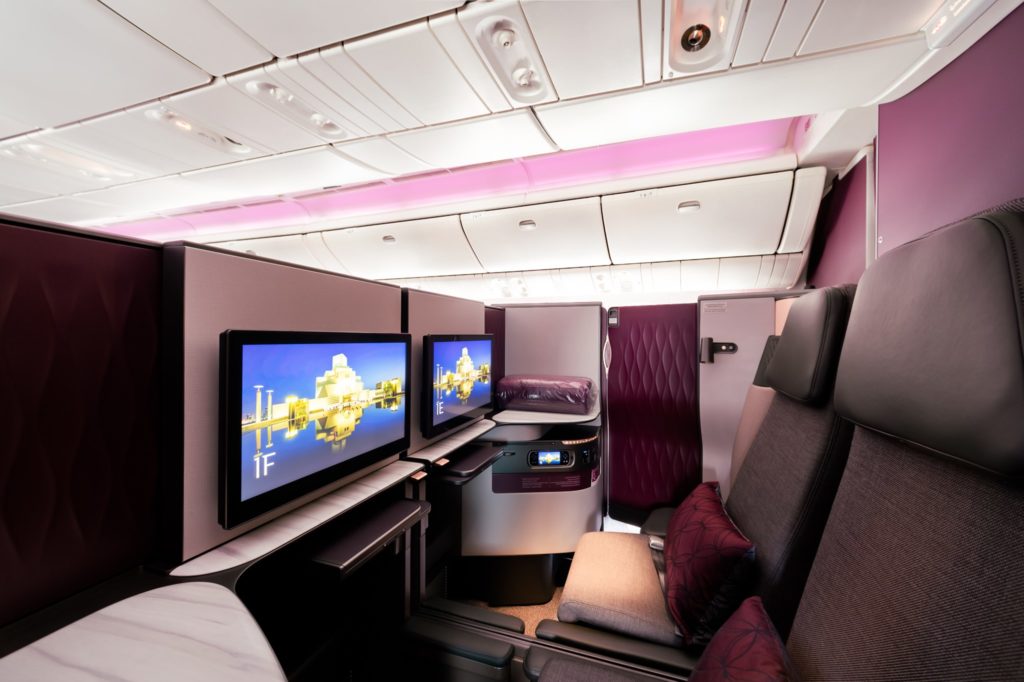 qatar airways qsuite couple