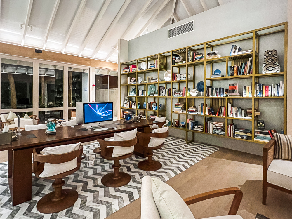 JW Marriott Maldives Resort & Spa