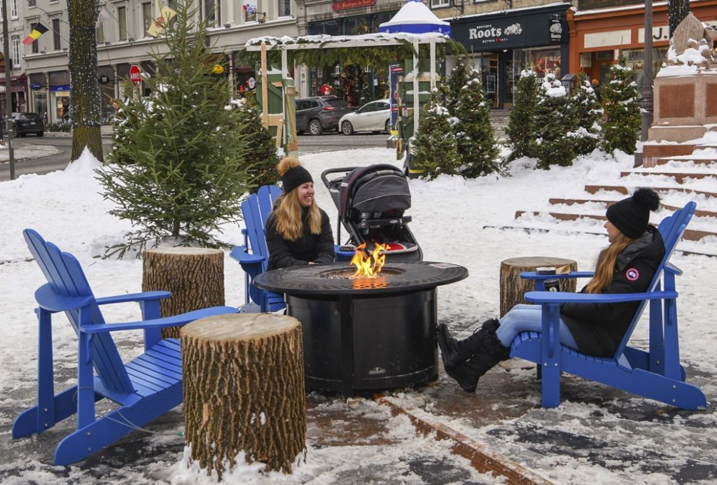 Stations chaleuresues Quebec .