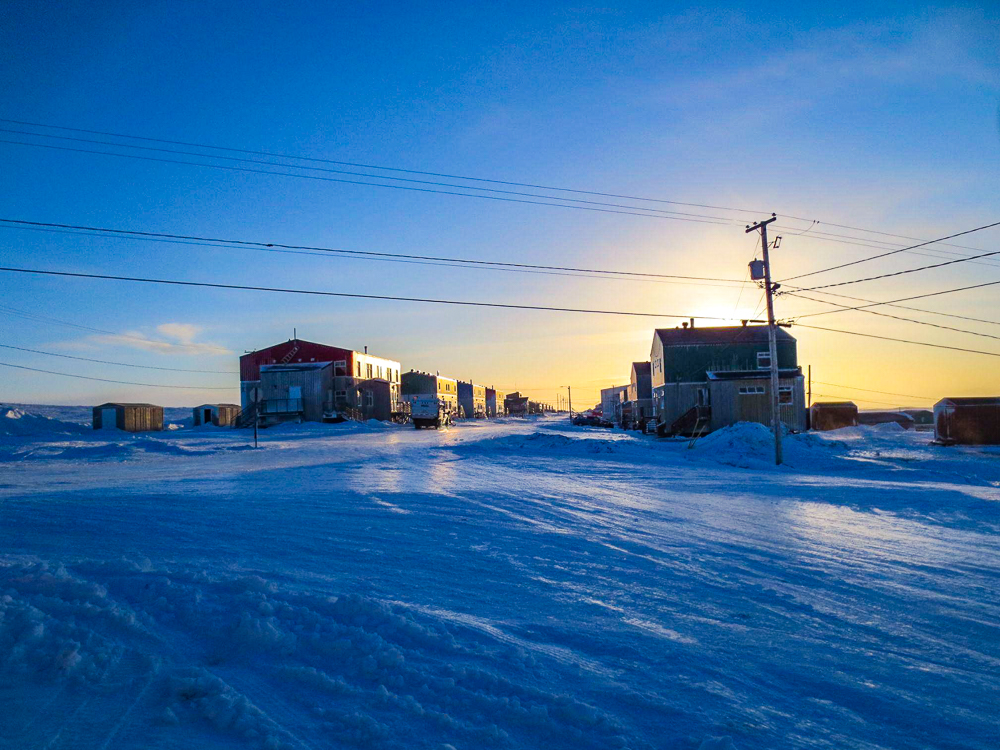 Une des deux rues d'Aupaluk - Crédit Photo Gabriel Lacoste-Piotte