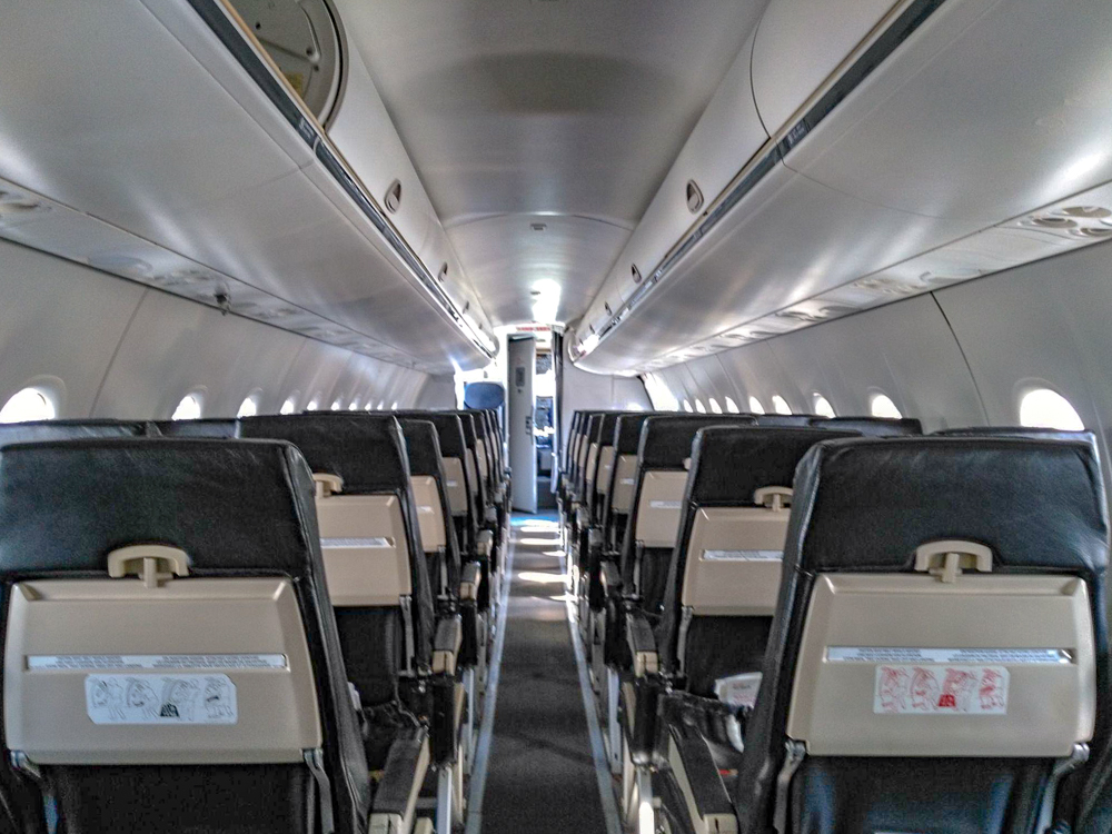 À bord d'un vol d'Air Inuit à destination de Puvirnituq - Crédit Photo Gabriel Lacoste-Piotte