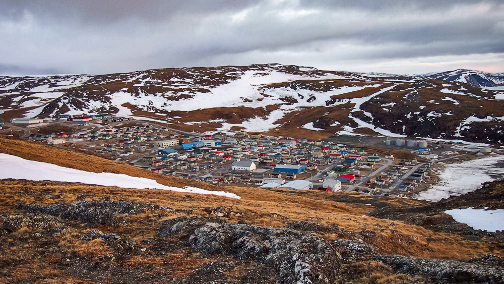 Vue en plongée de Salluit - Crédit Photo Raphael Joanisse-Clement