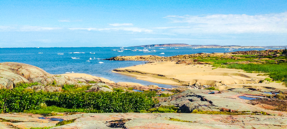 Vue de la périphérie de Kuujjuarapik - Crédit photo MathildeDebois56